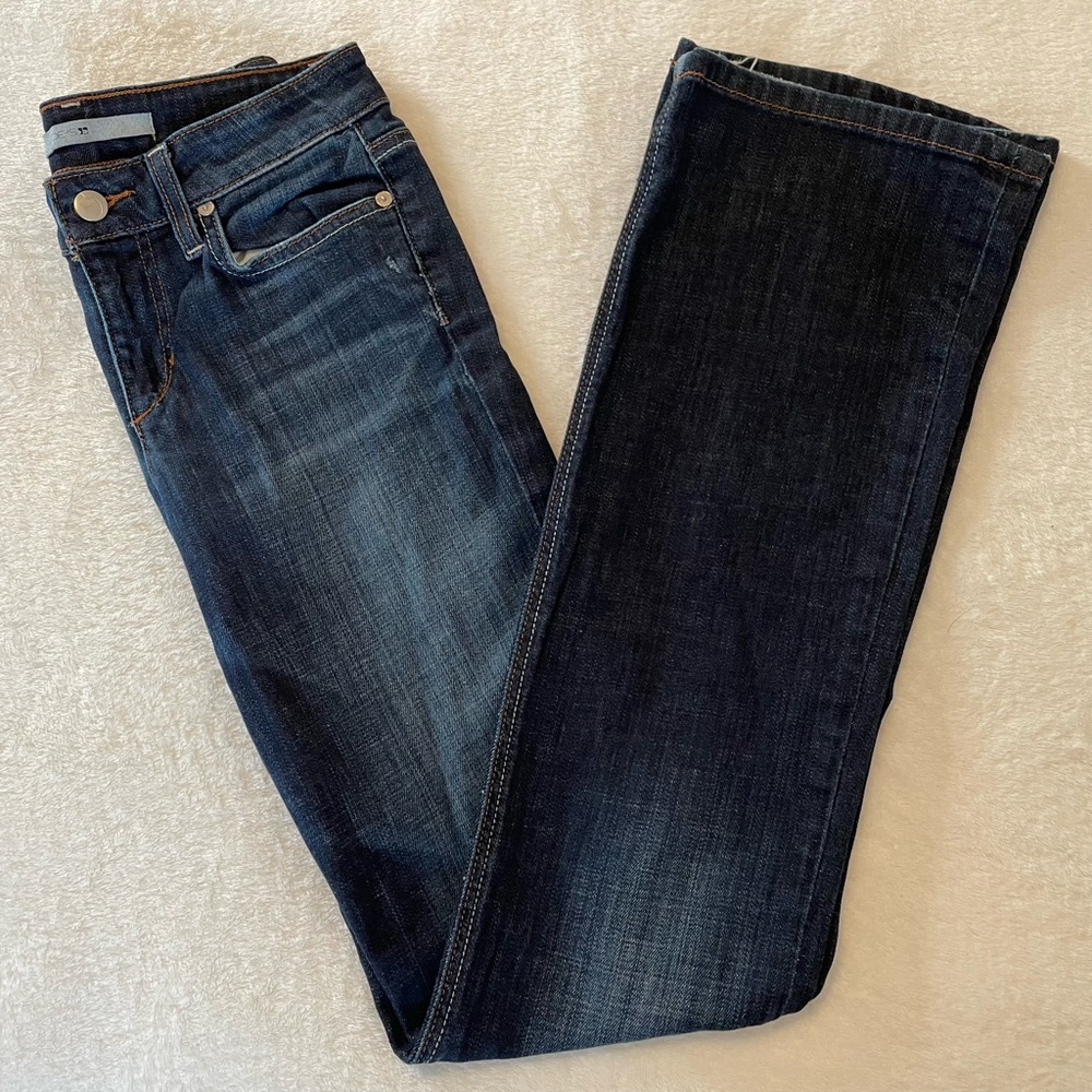 14. Joes Jeans woman’s size 24 “Muse” flared bottom legs